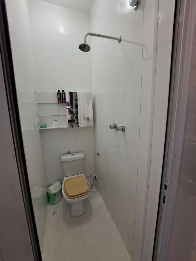 Quarto Privativo No Melhor De Botafogo Com Anfitria - Home With Host Rio de Janeiro Extérieur photo